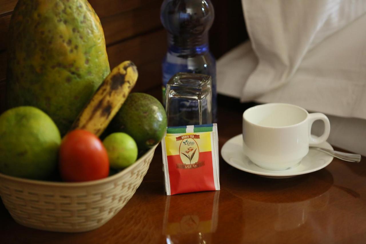 Marcen Addis Hotel Ngoại thất bức ảnh
